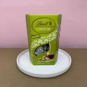 לינדט לינדור – פרלינים במילוי קרם פיסטוק